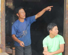 Em trai phó công an xã bị tố xịt hơi cay gây thương tích