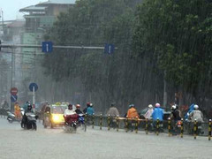 Hôm nay, cả nước tiếp tục có mưa rào và dông