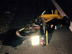 Tông xe máy vào cột mốc ven đường, hai nữ sinh lớp 9 tử vong