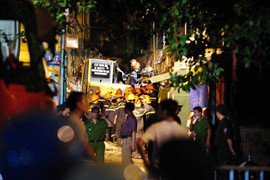 Sập nhà cổ ở Hà Nội: Phát hiện vết nứt chỉ 5 phút trước khi căn nhà sụp đổ