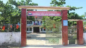 Hai giáo viên đánh nhau, một người đi cấp cứu