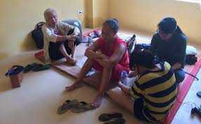 Cuộc sống mới của dân khu biệt thự sập