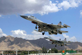 Mỹ - Trung ký thỏa thuận quân sự về 'chạm trán trên không'