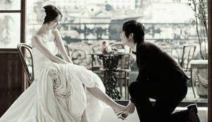 Làm đàn ông cũng phải biết cúi đầu