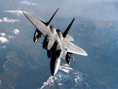 Video: Cận cảnh máy bay chiến đấu nạp nhiên liệu trên không