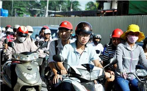 Chính phủ đồng ý dừng thu phí sử dụng đường bộ với xe máy