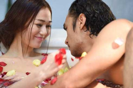 Việt Trinh cắt những cảnh nóng táo bạo của Khánh My