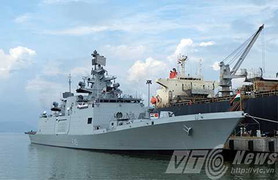 Chiến hạm tàng hình hiện đại nhất Ấn Độ đã đến Đà Nẵng