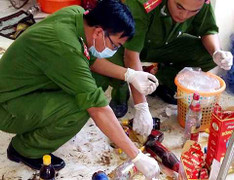 Khen thưởng thiếu tá công an bắn hạ kẻ dìm bé gái 13 ngày tuổi