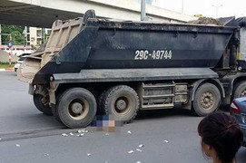 Nam thanh niên chết thảm giữa ngã tư ở thủ đô