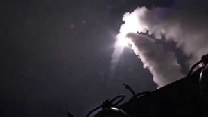 Video: Chiến hạm Nga nã tên lửa diệt IS trong đêm