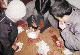 Công an xã nổ súng vây bắt con bạc, một người bị thương