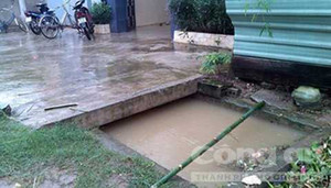 Xớt xa bé 3 tuổi rơi xuống mương nước tử vong