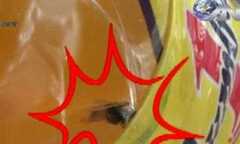 Con ruồi trong chai nước ngọt: Không nên bao biện cho hành vi không lương thiện