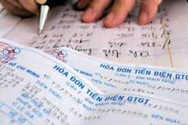 Điều hành giá điện 'như đi trên dây'