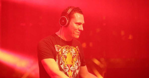 Huyền thoại DJ thế giới - DJ Tiësto đến Việt Nam vào tháng 12
