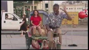 Video: Anh chàng đạp xích lô ‘hồn nhiên’ nhất quả đất