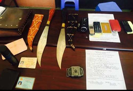 CSGT bắt quả tang nhóm ‘anh chị đất Cảng' mang ‘hàng nóng’ trên ô tô