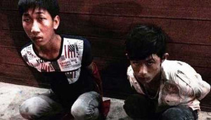 Đâm người đi đường cướp xe giữa đêm vắng