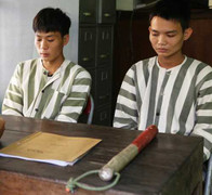 Hai chiến sĩ quân đội đang trực gác bị cướp tấn công