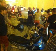 Đi ngược chiều trong hầm Kim Liên gây tai nạn, 2 người thương vong