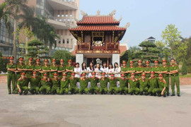 Bộ ảnh kỷ yếu đẹp như mơ của sinh viên cảnh sát