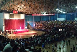 Chương trình xiếc quảng cáo một đằng, diễn một nẻo