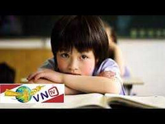 Trẻ em phố thị bị 'đánh cắp' tuổi thơ