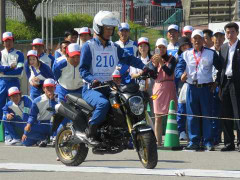 Honda Việt Nam thắng lớn trong cuộc thi lái xe an toàn quốc tế