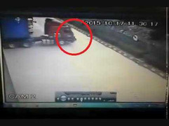 Clip: Quên kéo phanh tay xe tải và cái kết bất ngờ