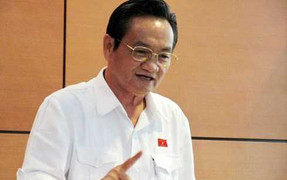 Sửa luật thuế: 'Muốn uống sữa phải nuôi bò'