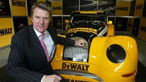 Những nhà sáng lập thương hiệu ô tô buộc phải từ bỏ sản nghiệp của mình