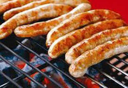 WHO cảnh báo ăn xúc xích ung thư cận kề