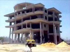 Khi phá nhà trở thành thảm họa