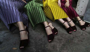 Li Lam diễn thời trang tại tư dinh Đại sứ quán Pháp