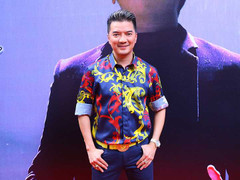 Mr Đàm tuyên bố không chạy theo nhạc thị trường