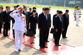 Tổng bí thư Tập Cận Bình viếng Lăng Chủ tịch Hồ Chí Minh