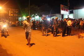 Va vào container, ba người trong một gia đình tử vong