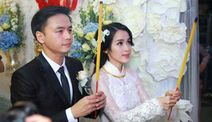 Khoảnh khắc đẹp trong đám cưới Tú Vi - Văn Anh