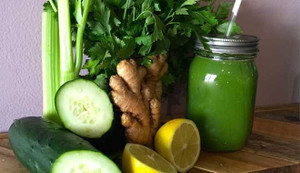 Hãy uống cốc nước này trước khi đi ngủ để bụng phẳng như mơ