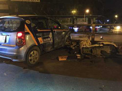 Video: Đâm liên hoàn trên cầu vượt Thái Hà, tài xế taxi nhảy cầu tự tử