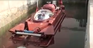 Thử nghiệm thành công tàu ngầm Hoàng Sa lặn nổi trong bể nước