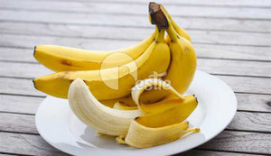 Cách nhận biết chính xác chuối chín ép bằng thuốc diệt cỏ