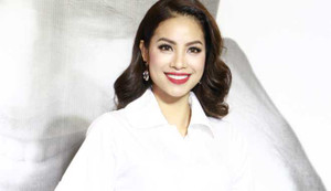 Phạm Hương đẹp thuần khiết dự sự kiện