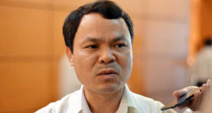 Thu phí quá cao, dân chặn xe ĐBQH phản đối: Bộ ngành trung ương xử lý chậm