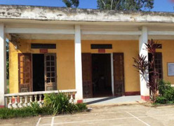 'Yêu' nữ sinh ngay tại trụ sở, cán bộ xã bị buộc thôi việc