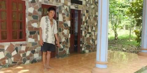 Cô gái 21 tuổi bị tố chém người như 'xã hội đen'