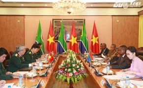 Đối thoại Chính sách Quốc phòng Việt Nam – Nam Phi năm 2015