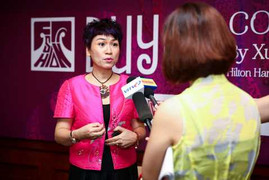 NTK Xuân Thu ra mắt đêm thời trang Duyên