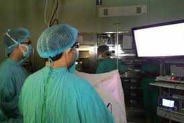 Lần đầu tiên mổ nội soi dạ dày bằng kỹ thuật 3D